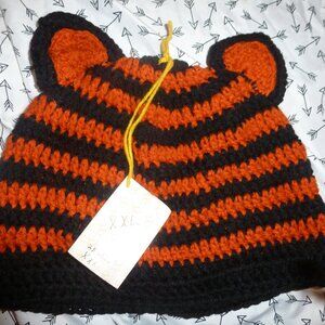 Super cute Pussycat ear knit beanie hat in orange/ brown XXL, New